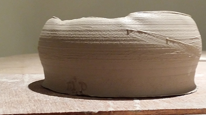 clay_bowl_side